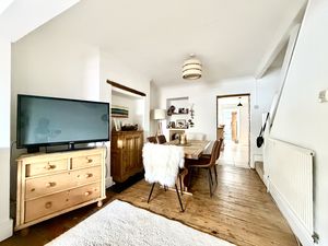 Dining Room- click for photo gallery